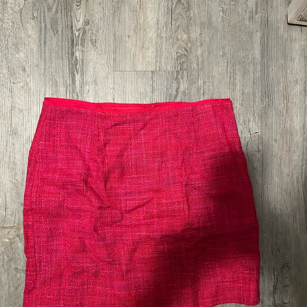 Elie Tahari Vibrant Red Pencil Skirt